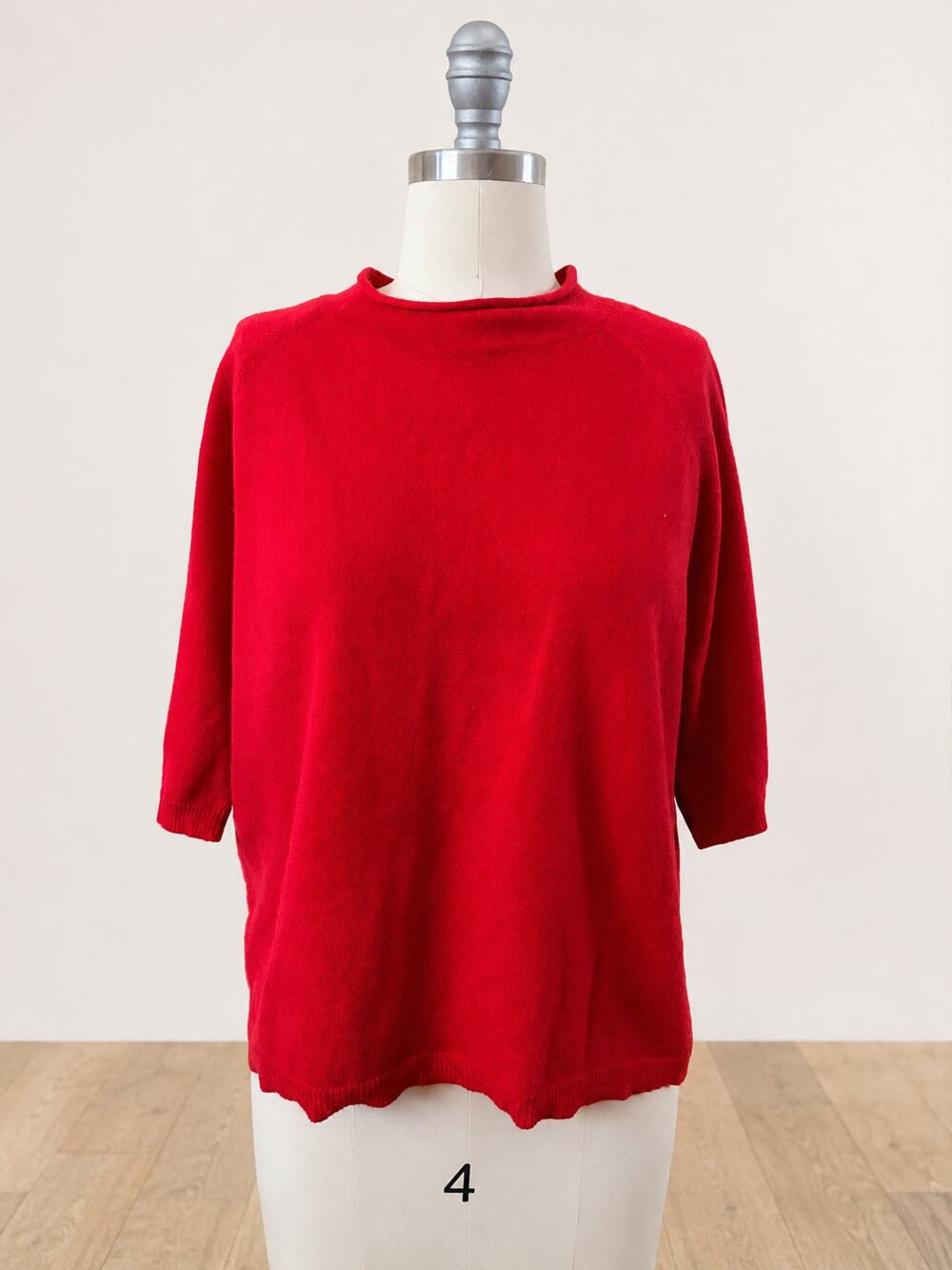 Ann Taylor Red 100% Cashmere Sweater Large Petite Soft Minimalist Pullover
